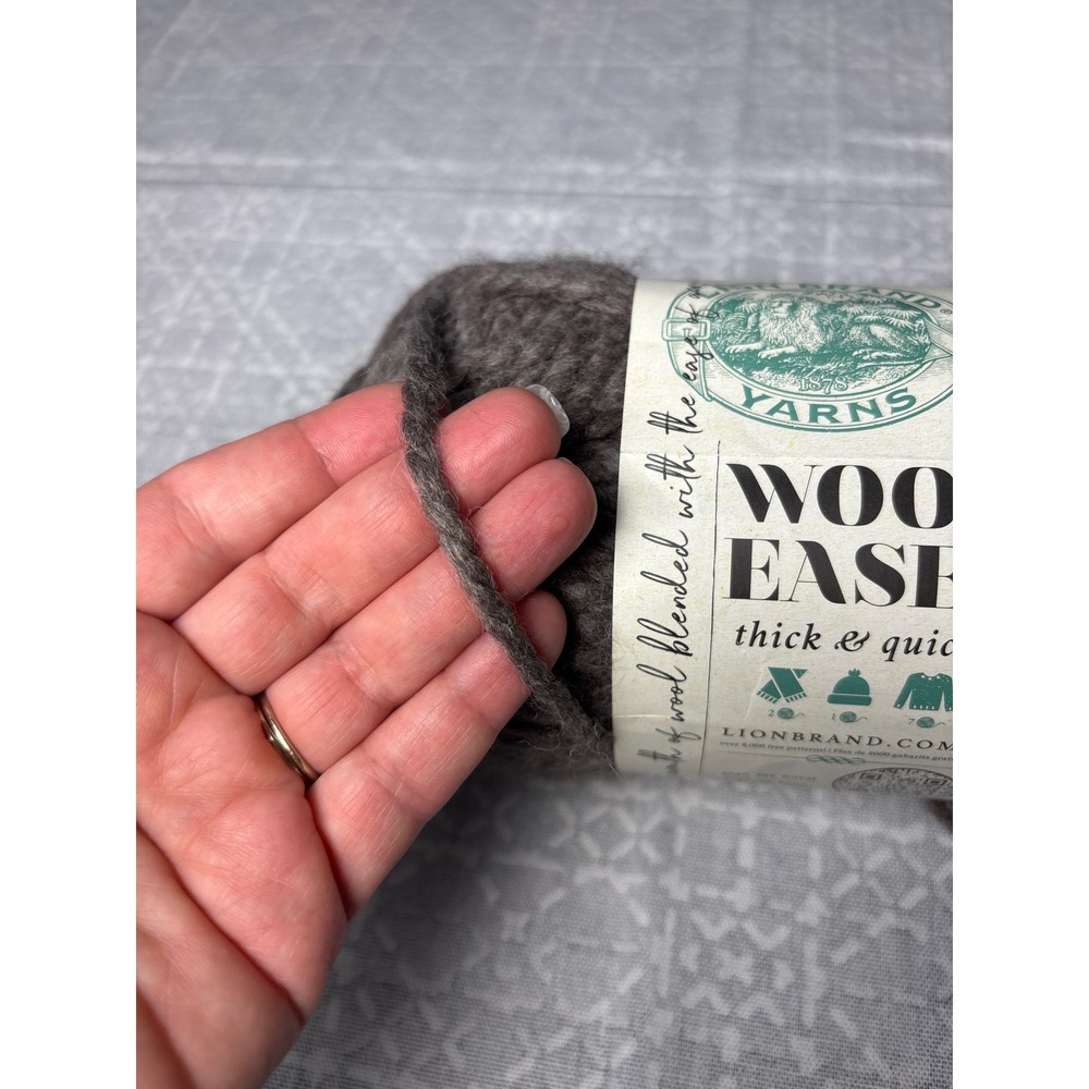 Lion Brand Wool Ease Thick Quick 6oz Teak Gray Brown Super Bulky Wool Blend Yarn - Picture 5 of 5